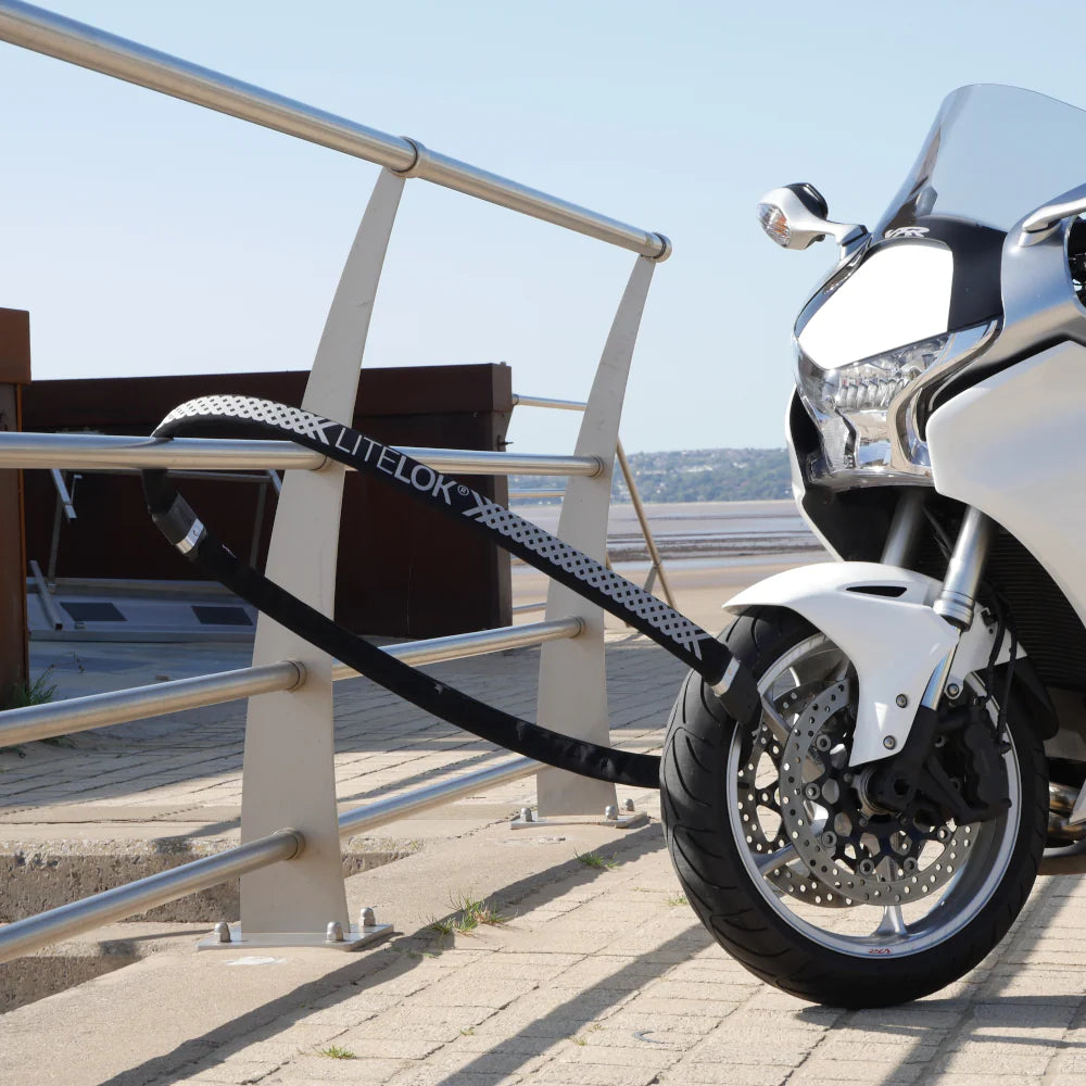 Ultimate Touring Sey - X3 und ONE Motorrad